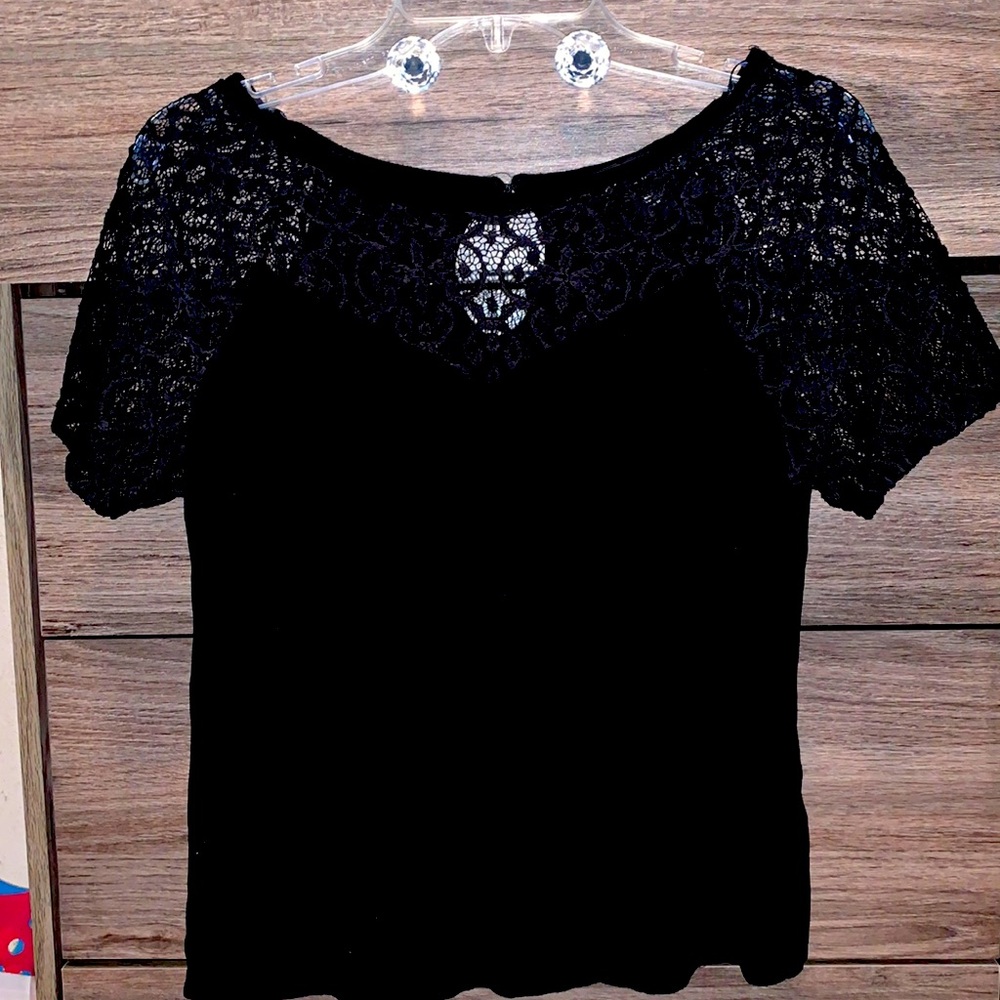 Attention black top with lace; Size M.